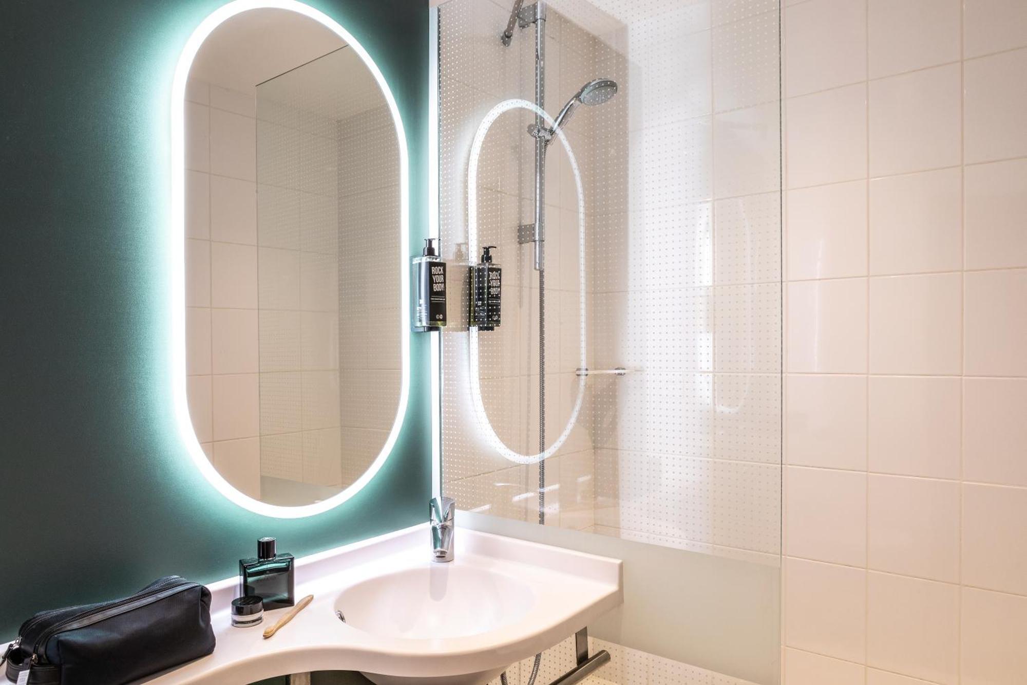 Ibis Maine Montparnasse Hotell Paris Rom bilde